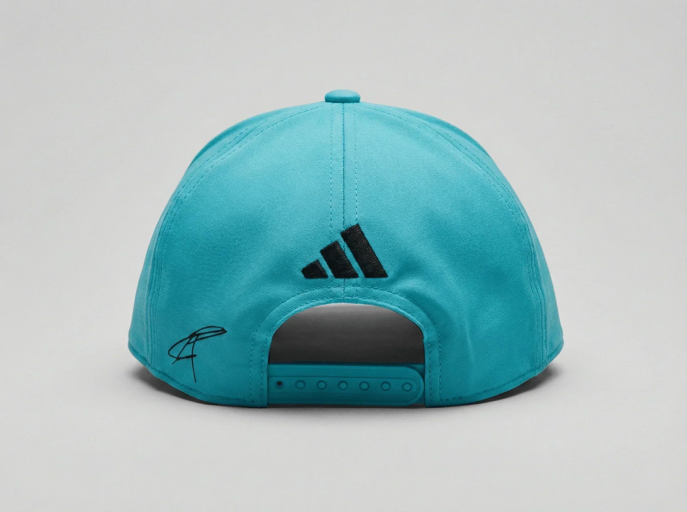 Mercedes AMG Petronas F1 2026 George Russell Team Hat Light Blue